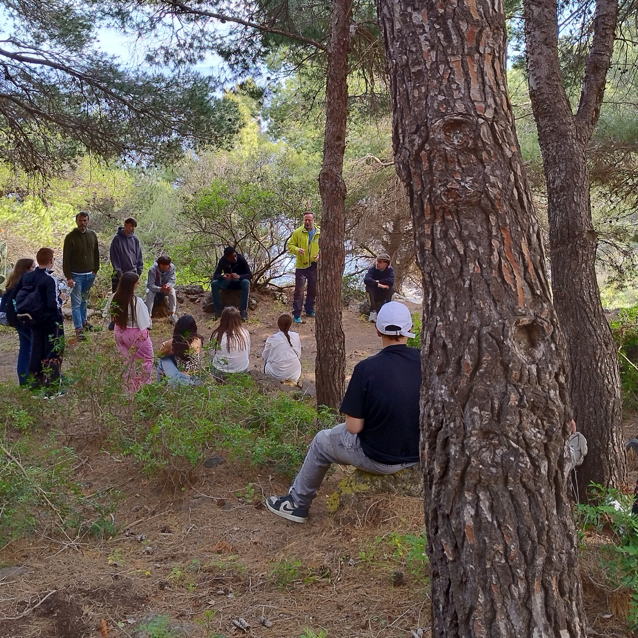 I Symposia delle seconde liceo a Ustica: un percorso educativo tra natura, riflessione e cura di sé